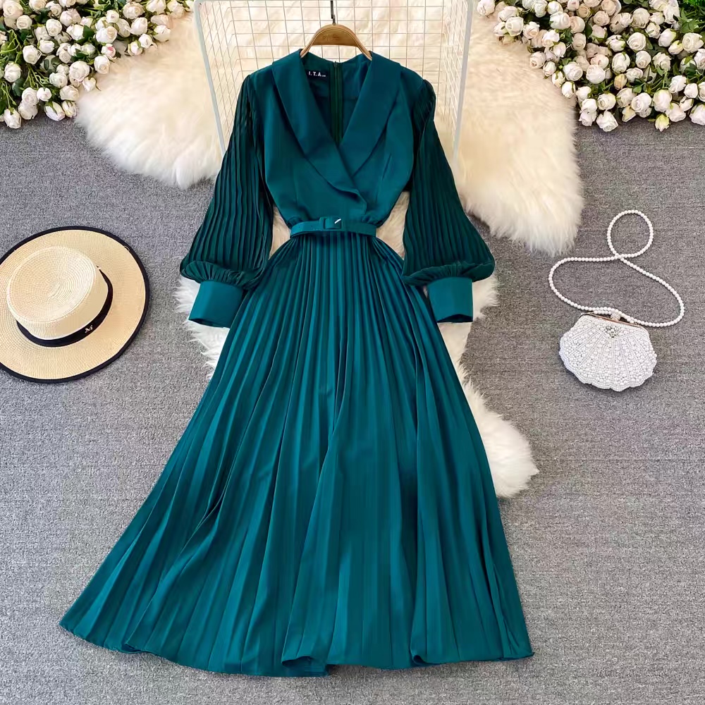 Queen energy pleat dress & belt FD89 image